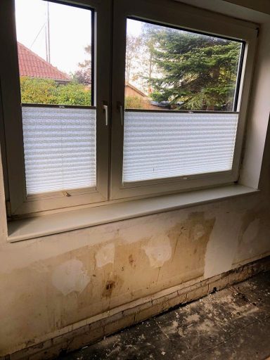 Fensterbank im EG