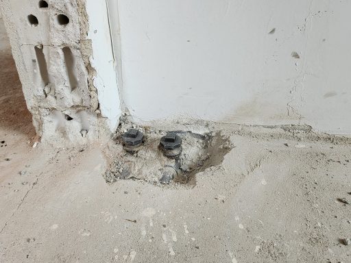 Neue Blindstopfen Heizung OG
